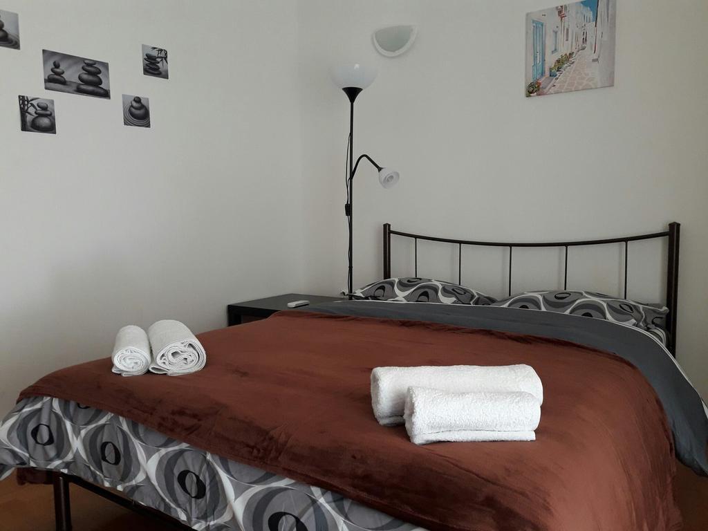 Sfiggos 54 Guest House Афины Экстерьер фото