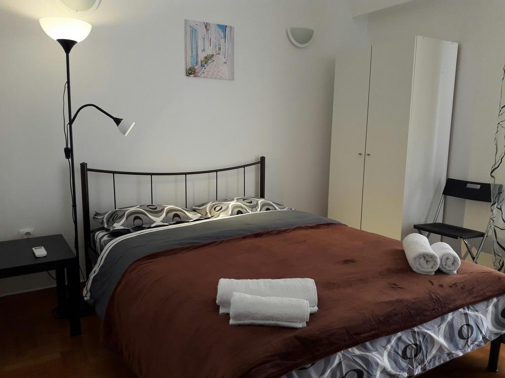 Sfiggos 54 Guest House Афины Экстерьер фото