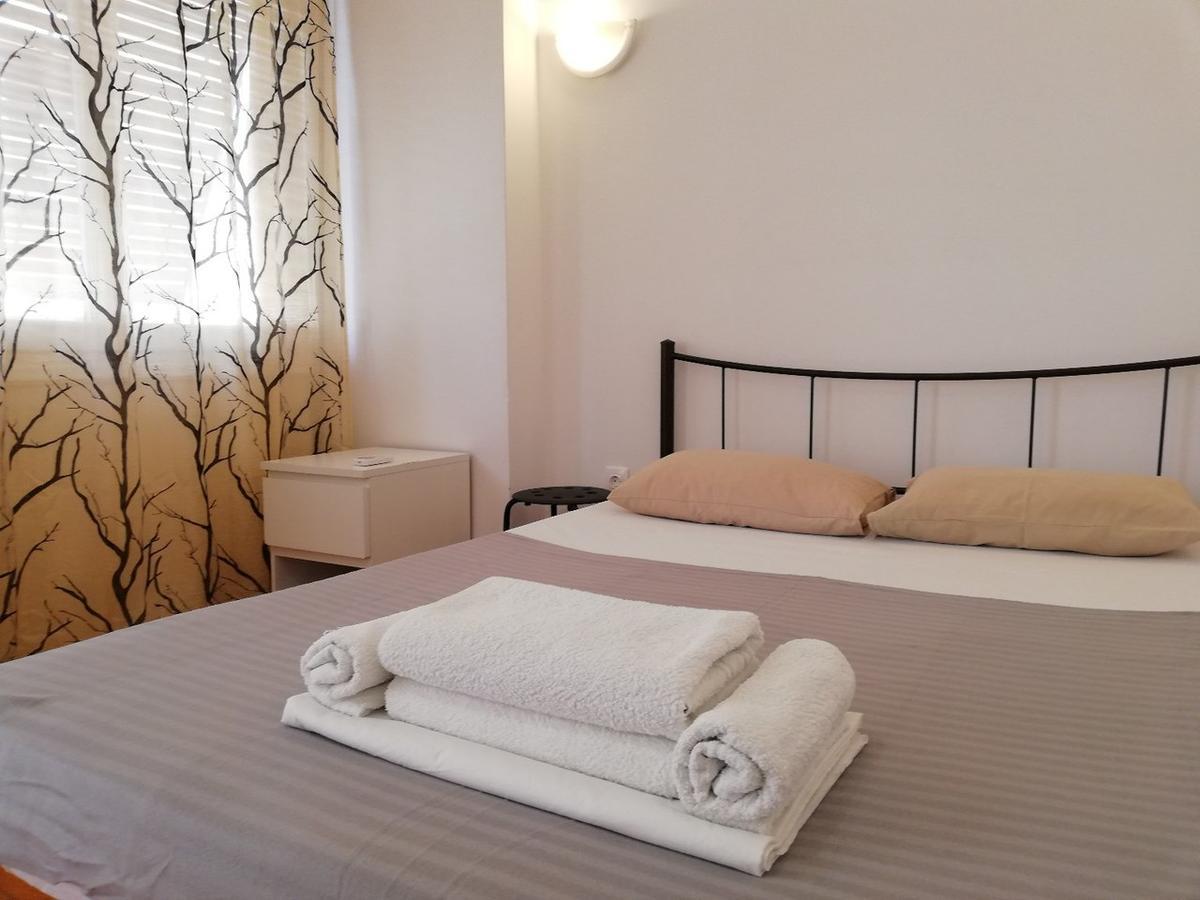 Sfiggos 54 Guest House Афины Экстерьер фото
