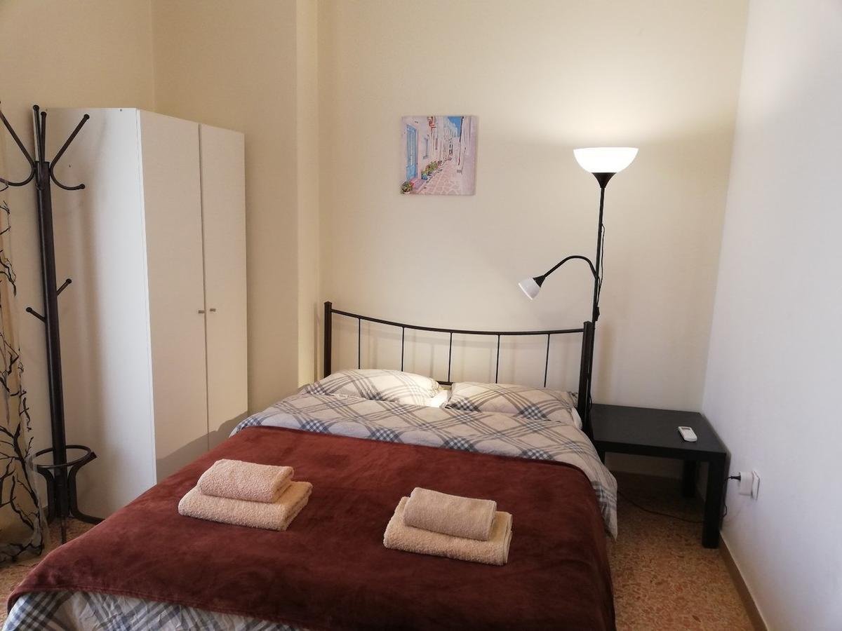 Sfiggos 54 Guest House Афины Экстерьер фото
